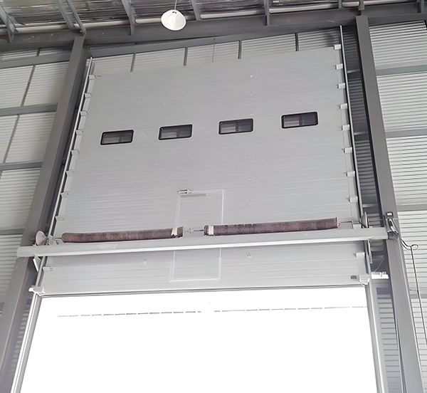 特克斯工业滑升门