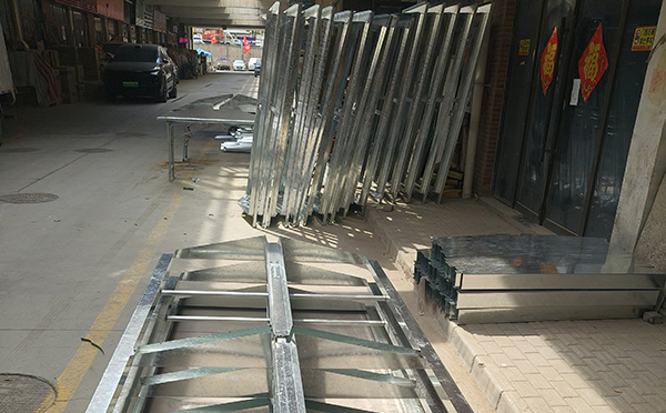 2025特克斯排烟窗维护周期与电动开启故障排查