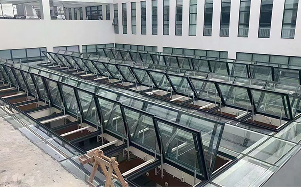 百安科技有限公司近期特克斯排烟窗项目案例分享