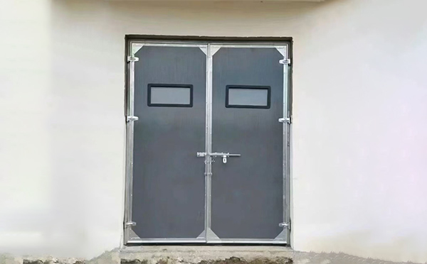 特克斯工业门在高温作业区域的运行表现